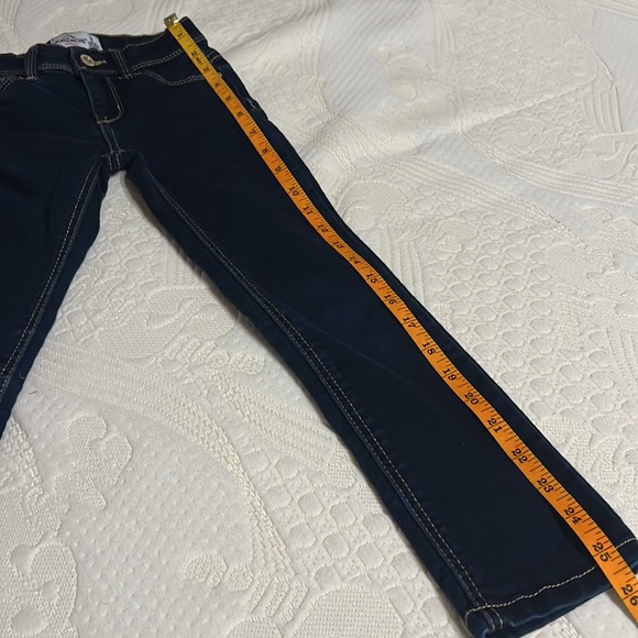 Jordache Skinny Jeans in Dark Wash, Size 6 - Picture 10 of 11